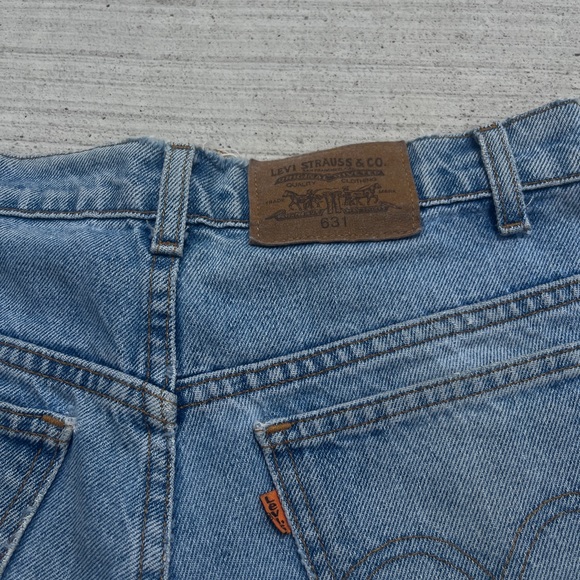 Orange Tab Levis 631 Cutoff Jean Shorts - Picture 4 of 5